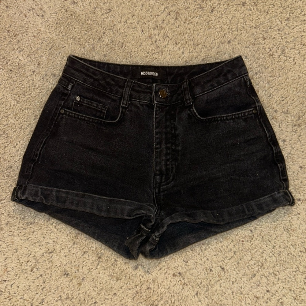 MISSGUIDED | Black Denim Shorts